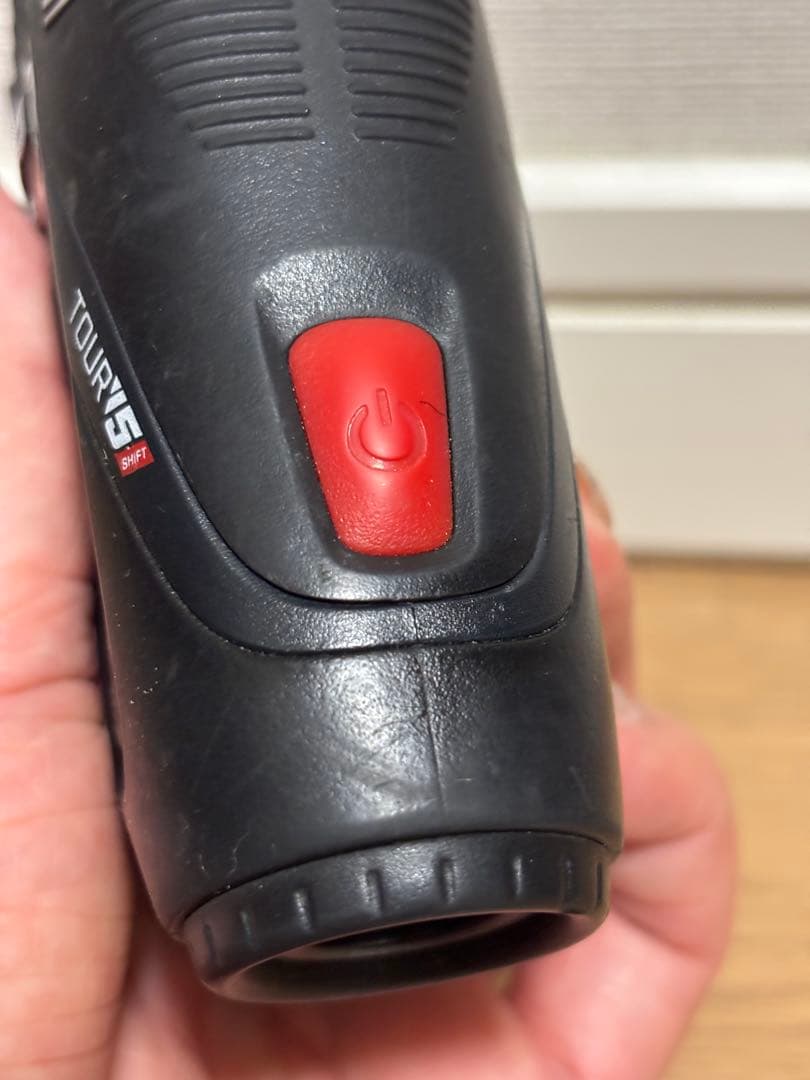 BushnellツアーV5レーザー距離計　ケース付