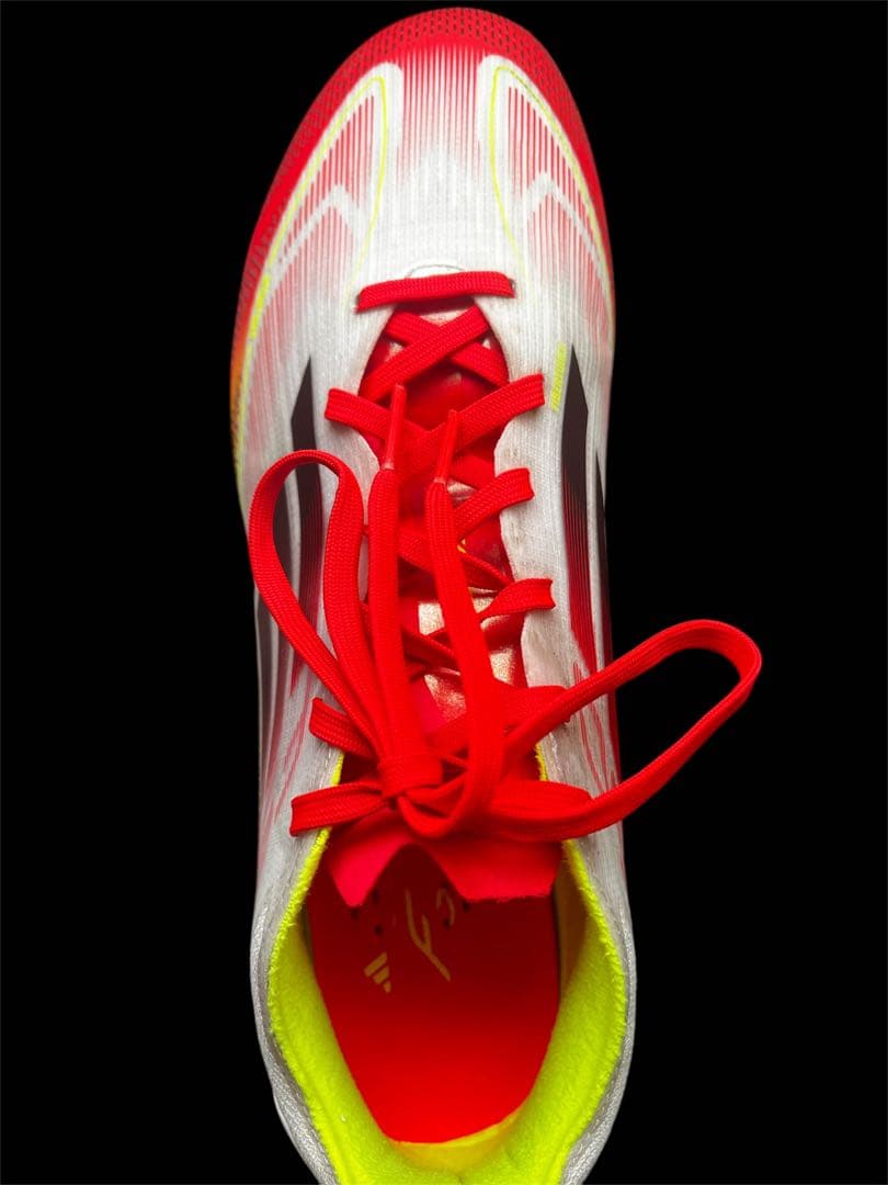 F50 新色 スパイク 26.0cm