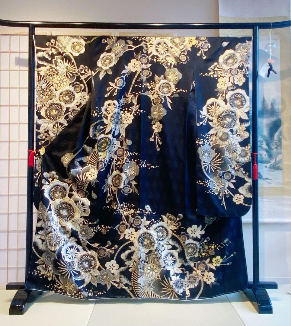 [喜織屋] ＊新品＊【豪華振袖】黒地 金彩 花柄文様 成人式 N2508150