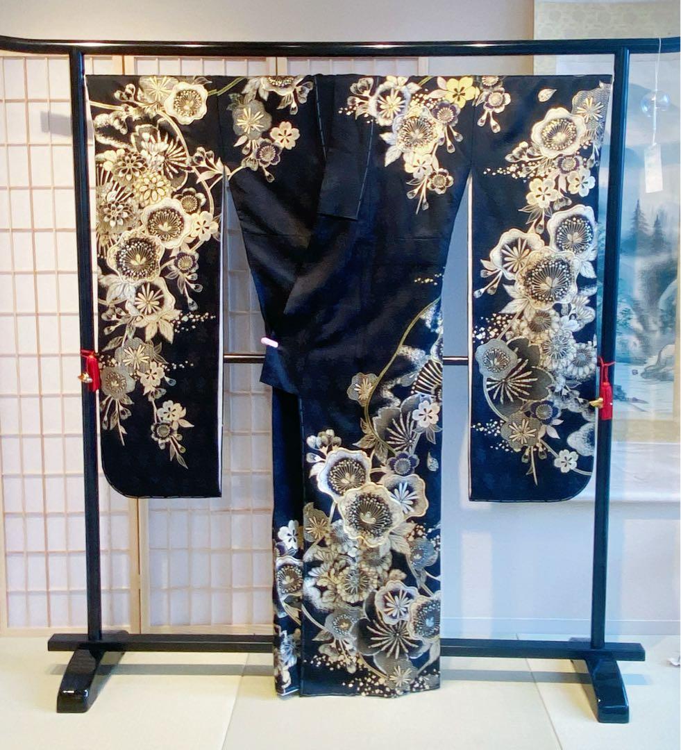 [喜織屋] ＊新品＊【豪華振袖】黒地 金彩 花柄文様 成人式 N2508150