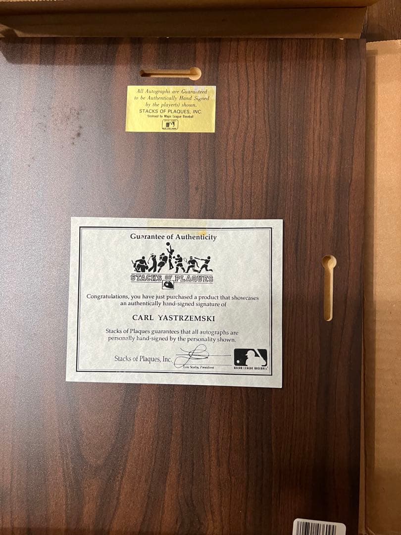 Carl Yastrzemski 直筆サイン入りフォトプラーク