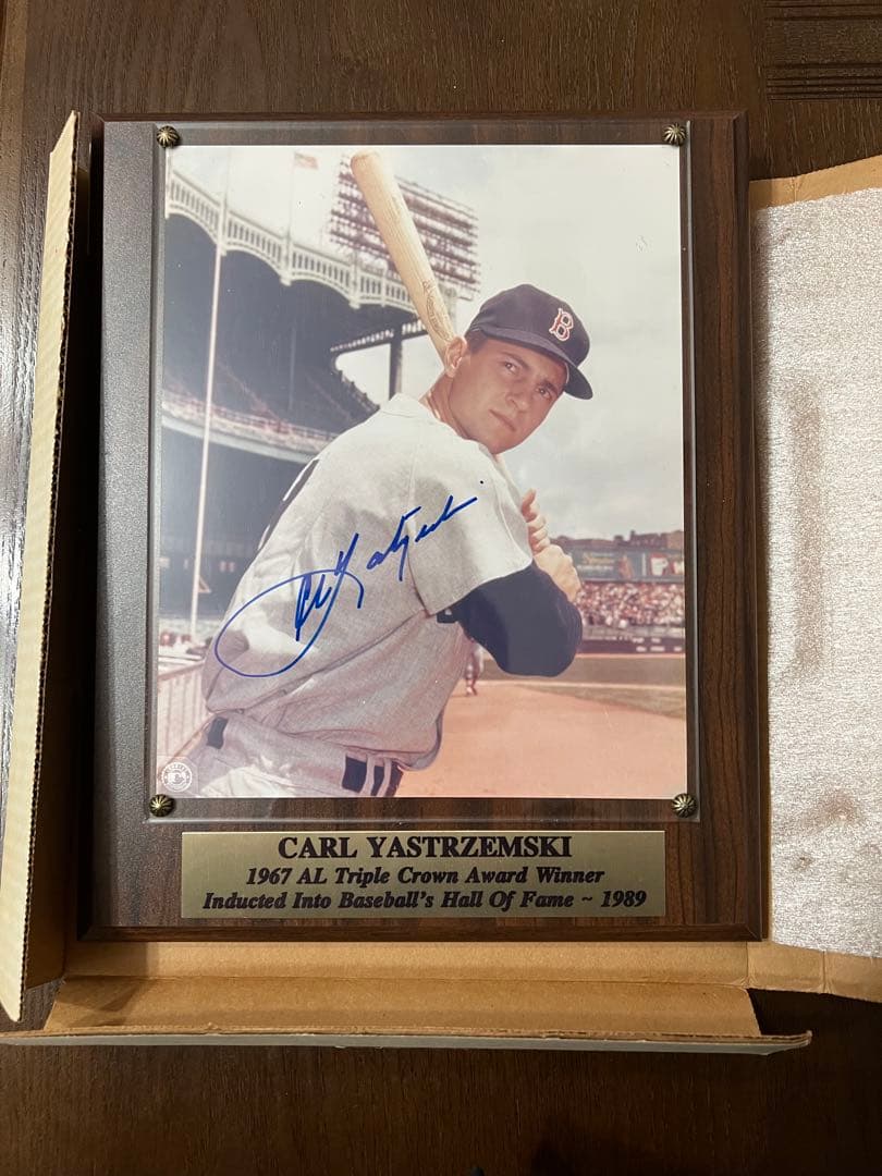 Carl Yastrzemski 直筆サイン入りフォトプラーク