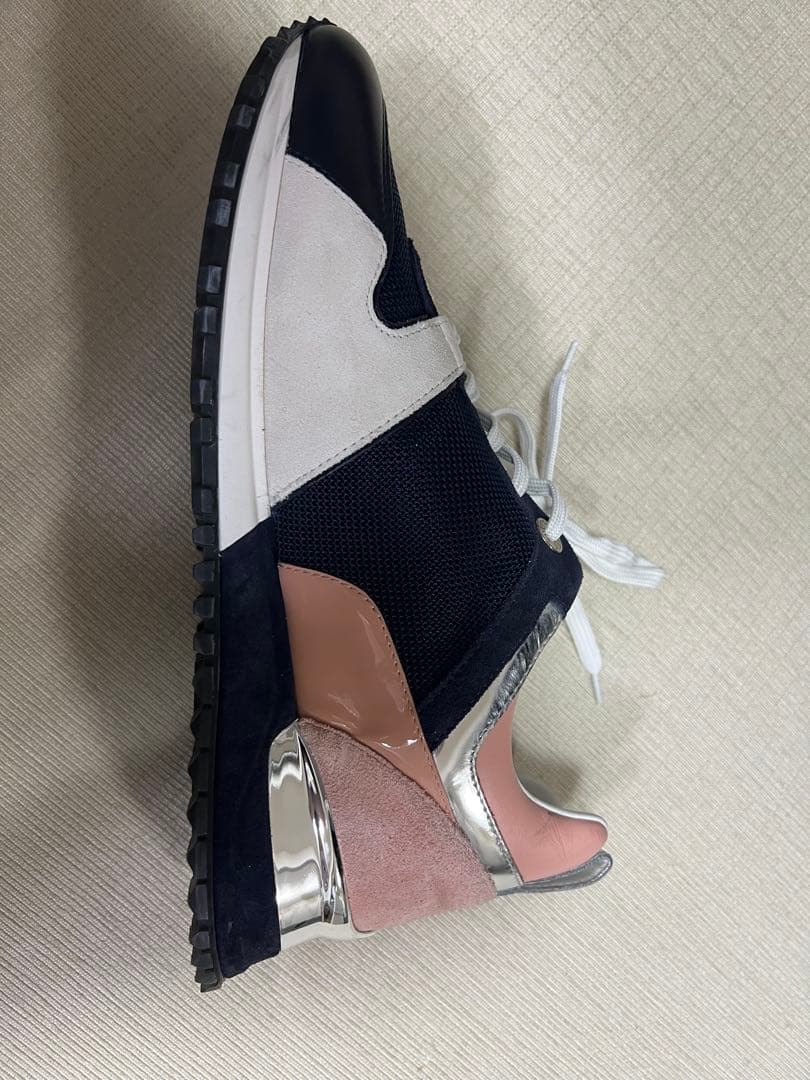 【ほぼ未使用】ルイヴィトン Run Away スニーカー 39（24.5cm）