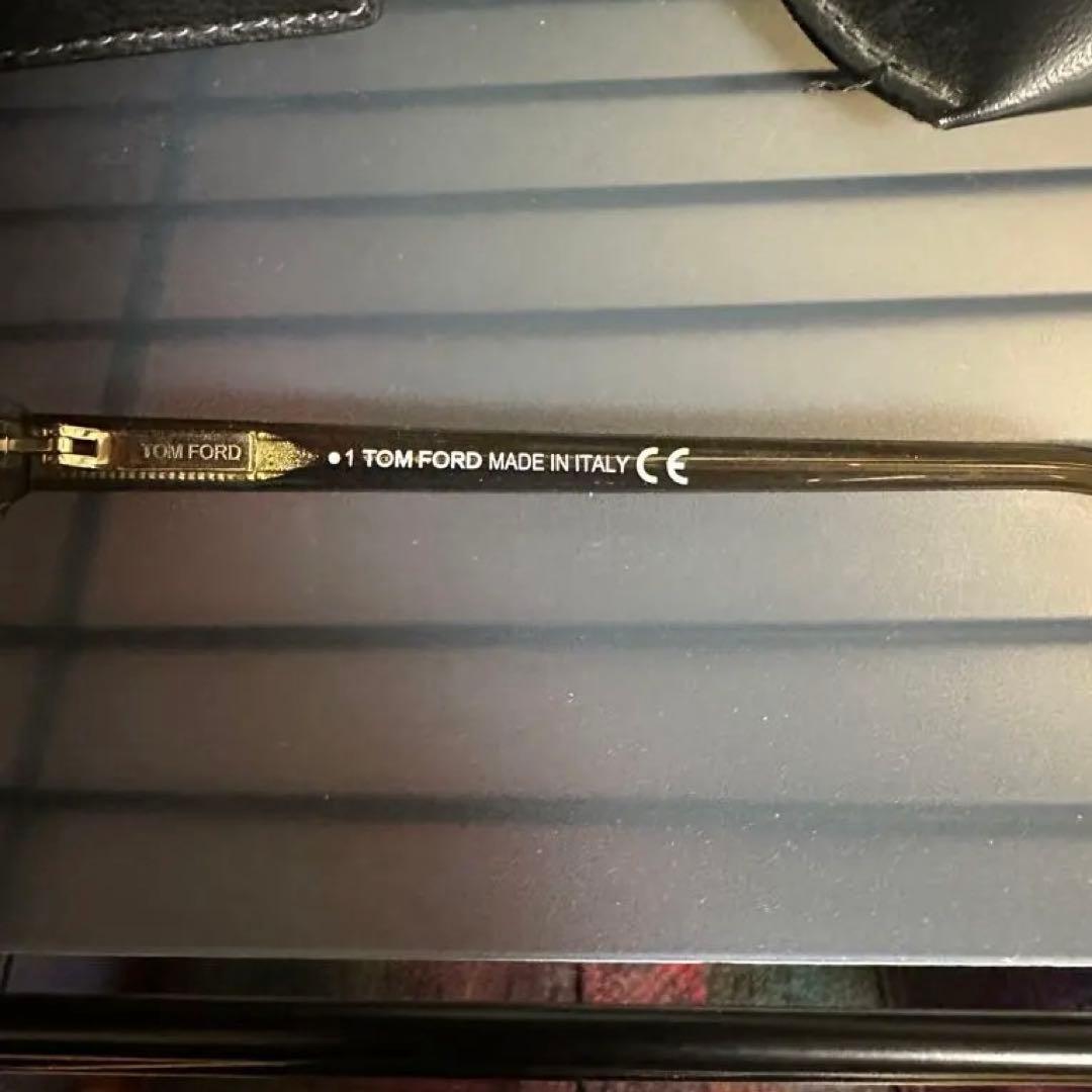 【定価6万】【美品】TOM FORD サングラス　ブラウン　ケース付き