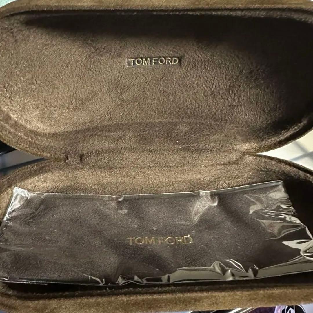 【定価6万】【美品】TOM FORD サングラス　ブラウン　ケース付き