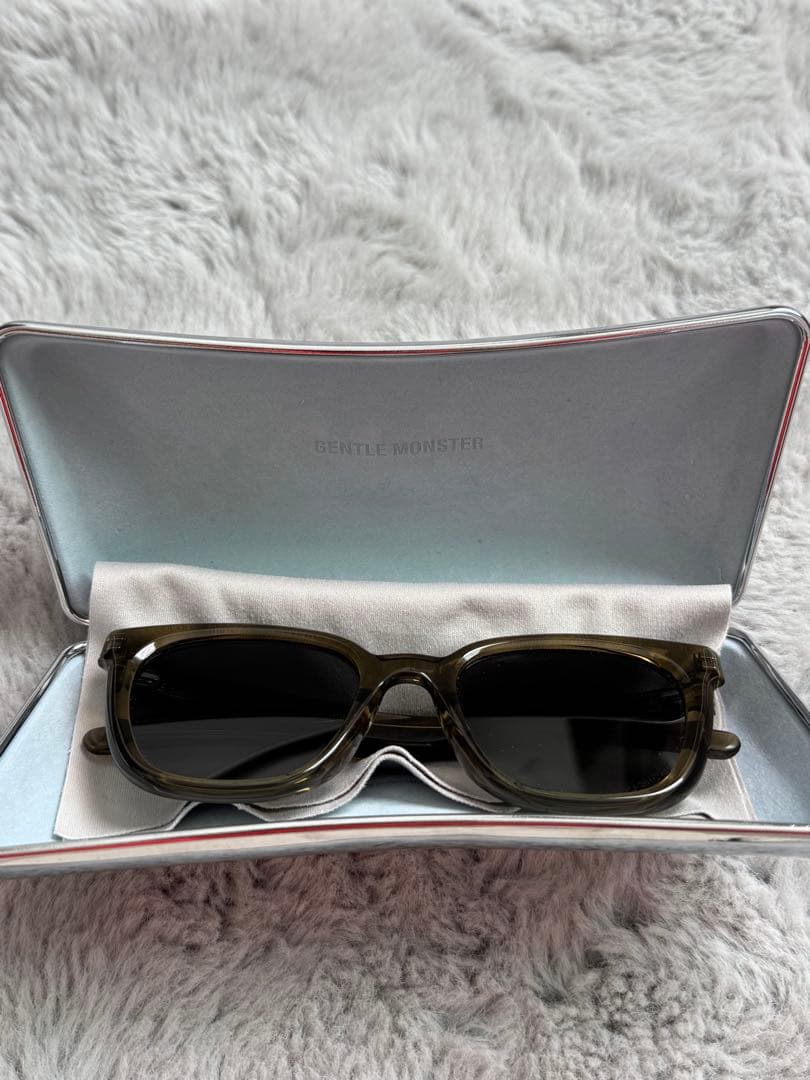 盆*栽様 GENTLE MONSTER BOLD サングラス オリーブグリーン