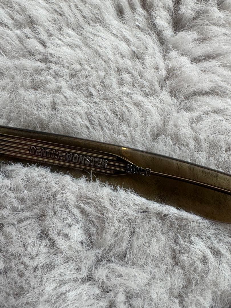 盆*栽様 GENTLE MONSTER BOLD サングラス オリーブグリーン