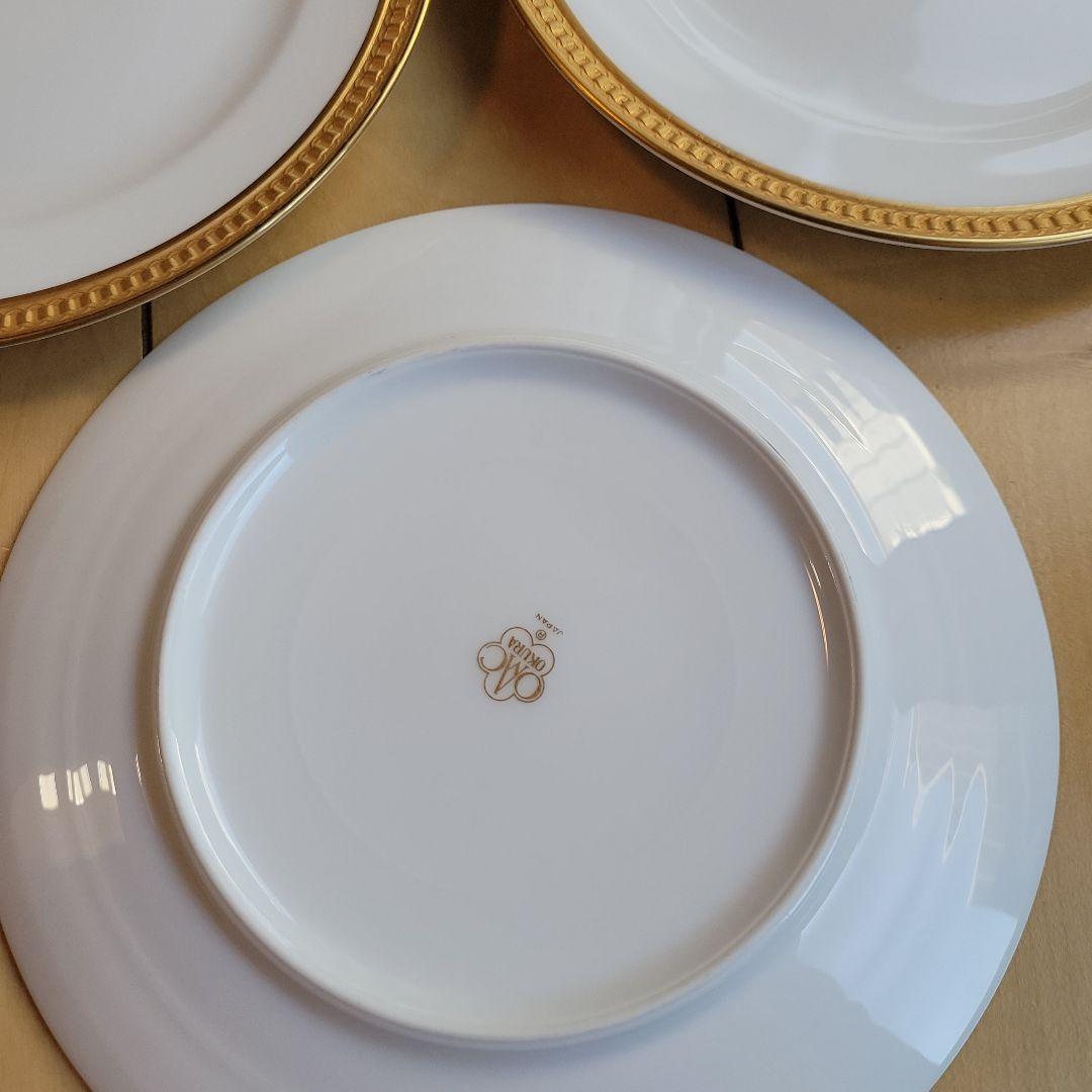 大倉陶園❹　クラウン　エンボス　ケーキ皿　3枚