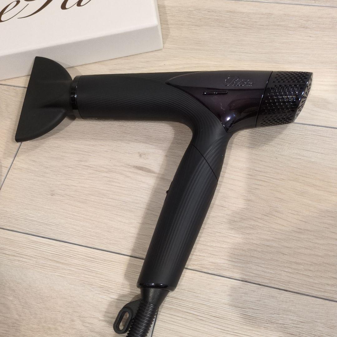 1/12迄の特別価格【3年延長保証有】リファ ビューテックドライヤースマート