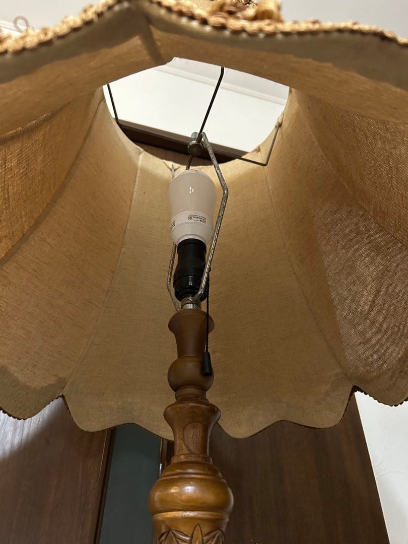 イギリス アンティーク 木製フロアランプ フロアライト　スタンドライト　シェード