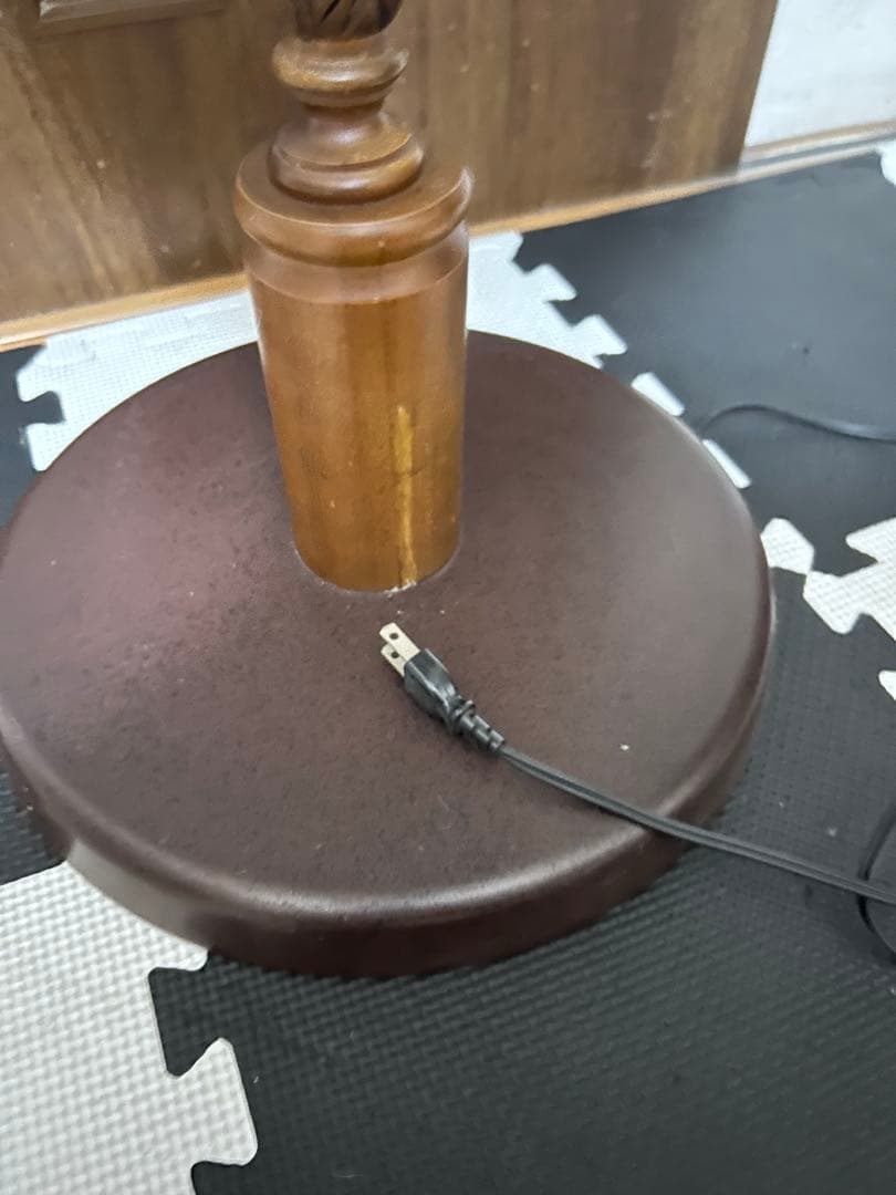 イギリス アンティーク 木製フロアランプ フロアライト　スタンドライト　シェード