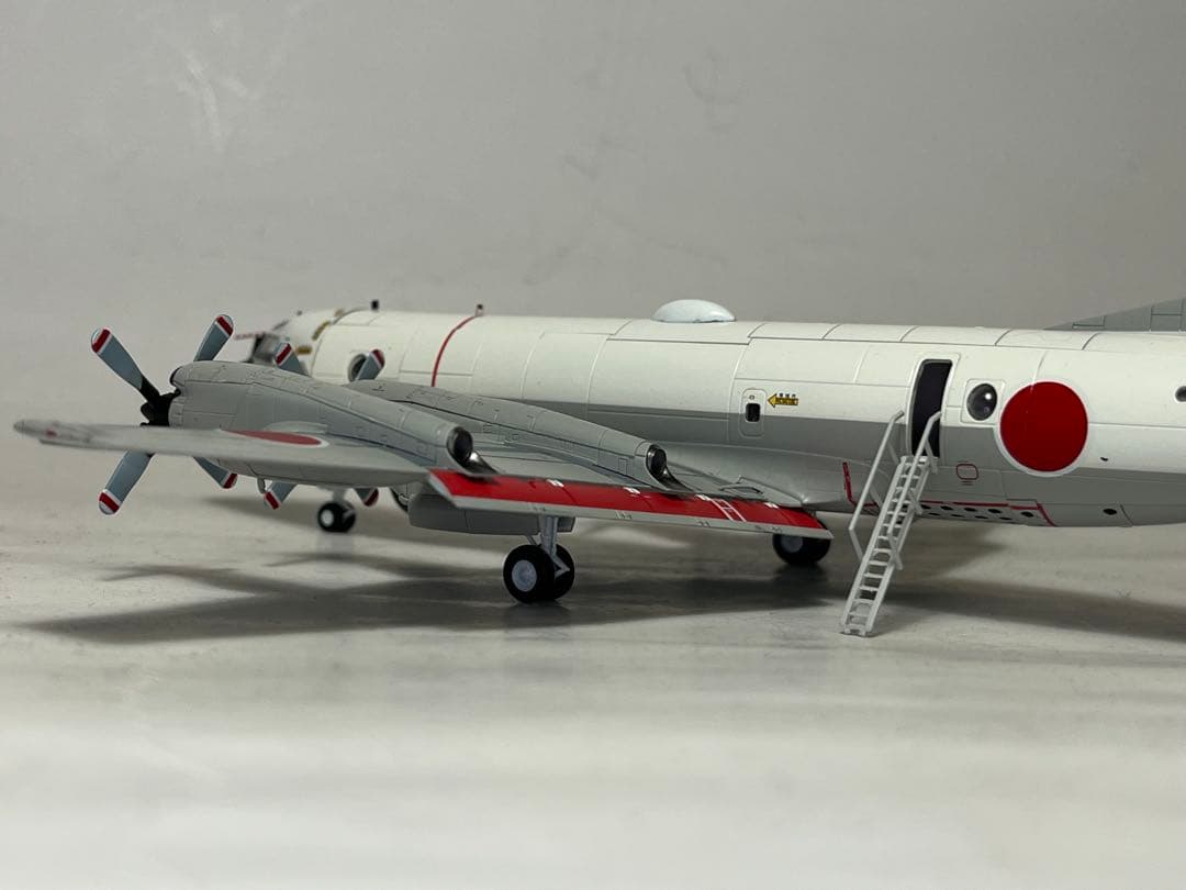 1/144 F/A-18A & 1/144 OP-3C （完成品）