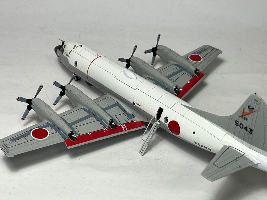 1/144 F/A-18A & 1/144 OP-3C （完成品）