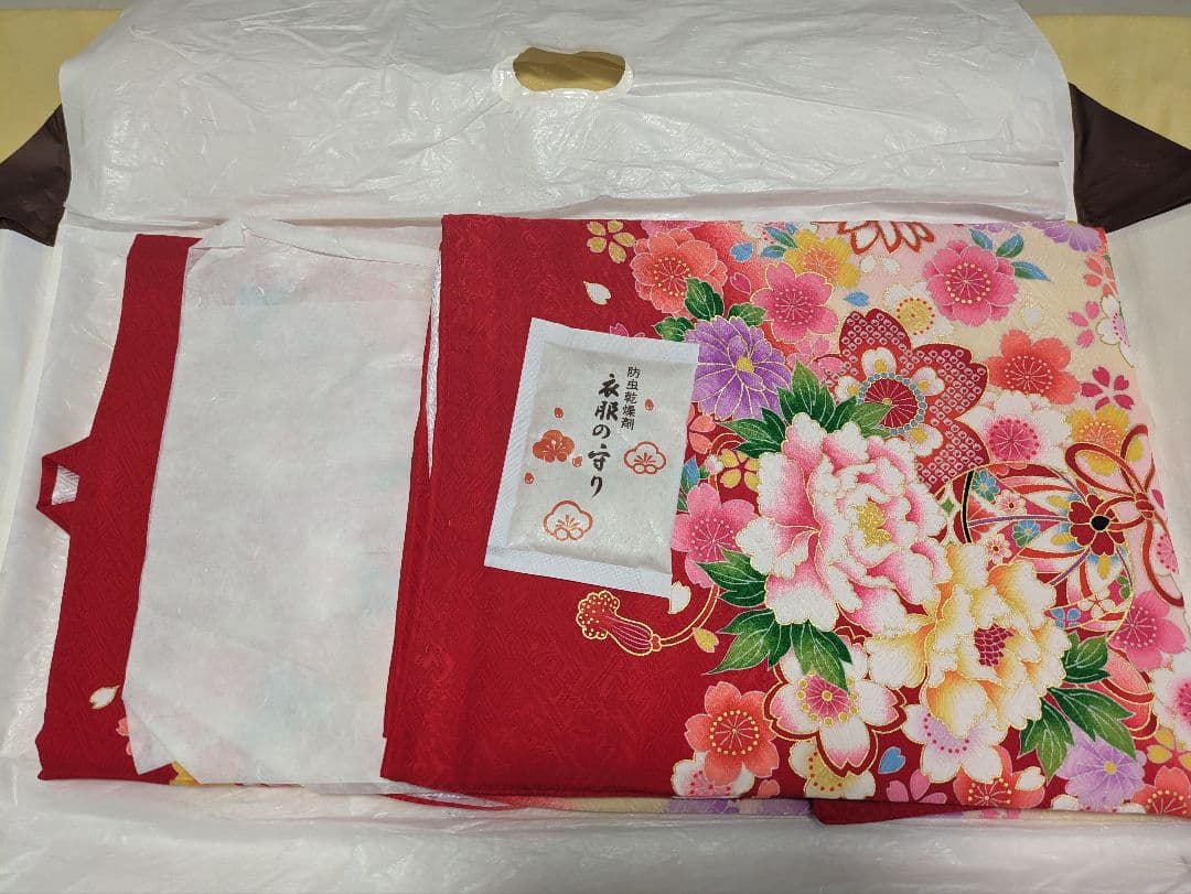 産着 お宮参り 着物 初着 女の子 赤　お宮参り