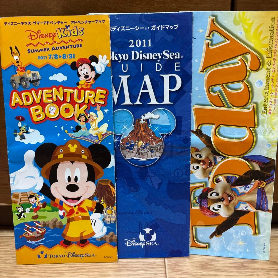 2011年 東京ディズニーランド・シー ガイドマップセット