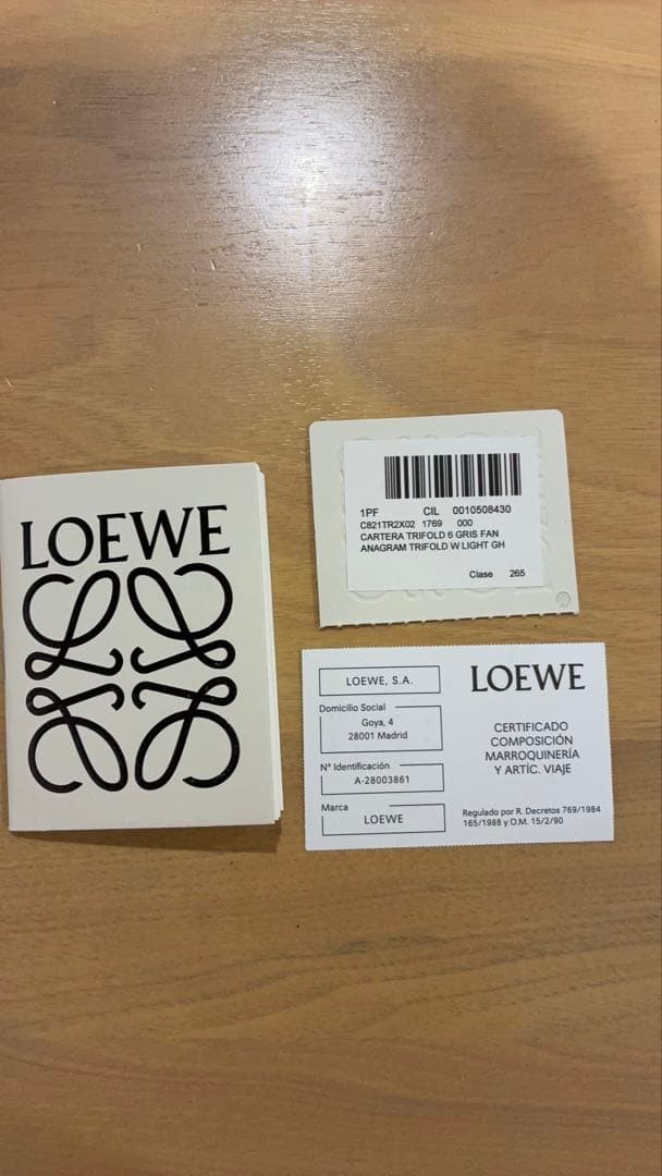 限定価格★LOEWE ロエベ 三つ折り財布 ライトゴースト コンパクト ミニ財布