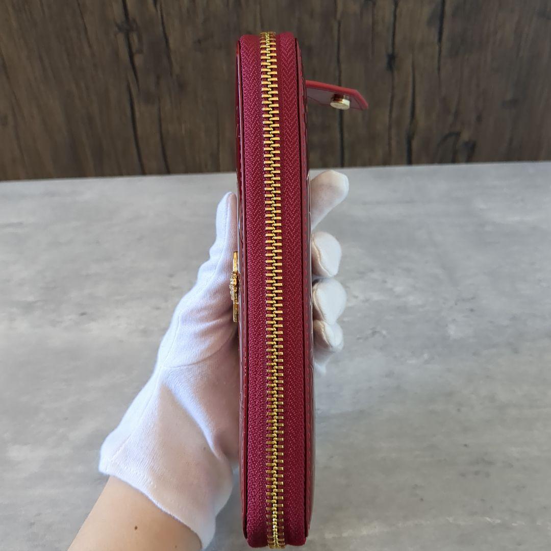 【新品】ヴィヴィアンウエストウッド　長財布　955VW310