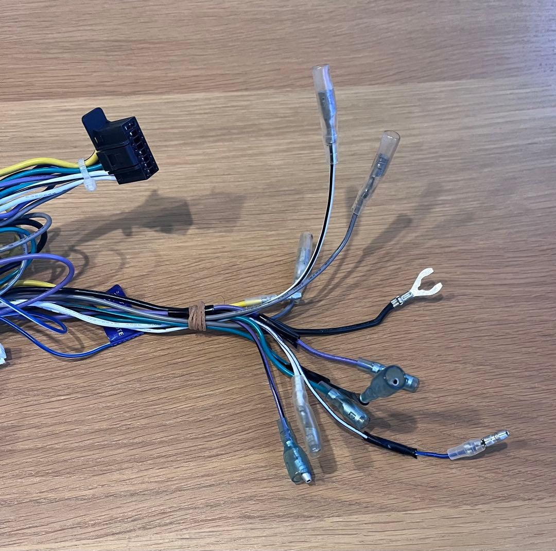 カロッツェリア パワーアンプ GM-D1400-2 100W×4