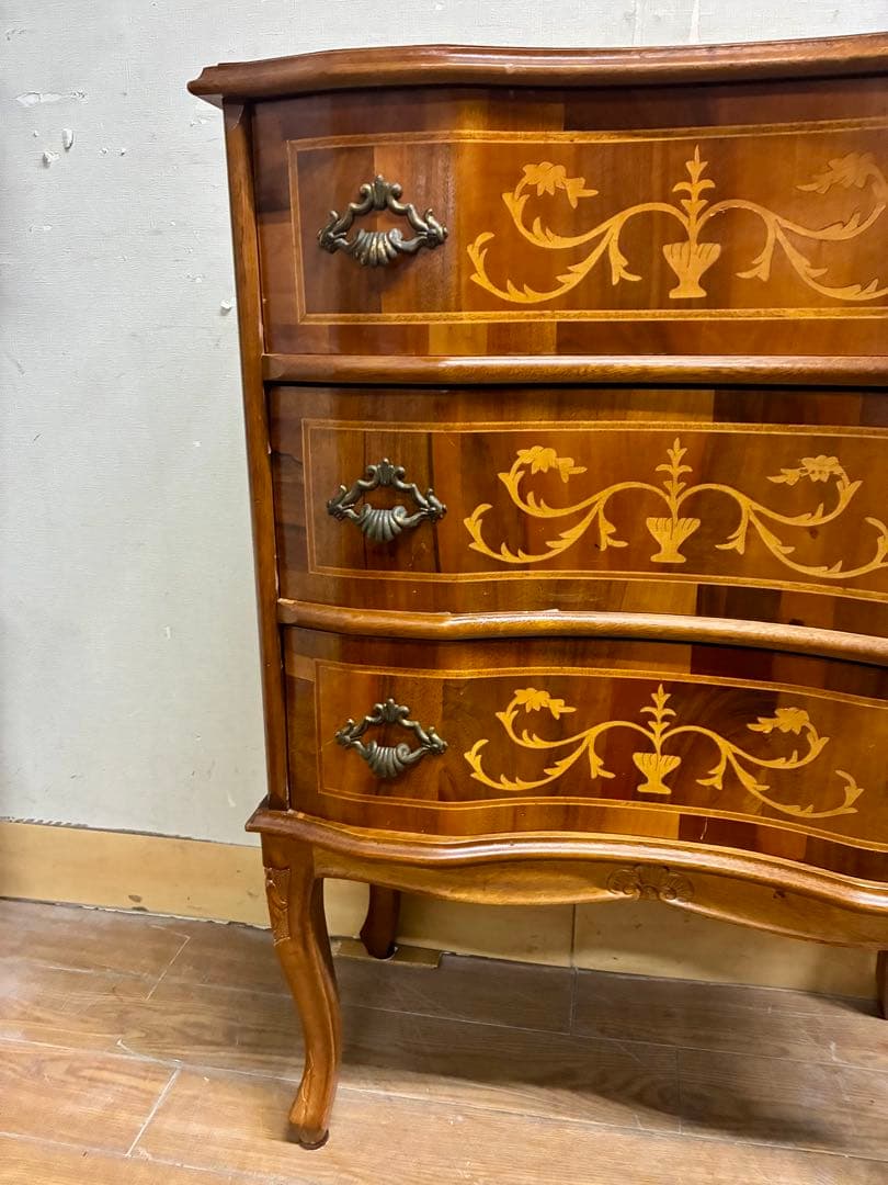 管452☆イタリア製☆アンティーク☆象嵌細工☆猫脚☆3段チェスト