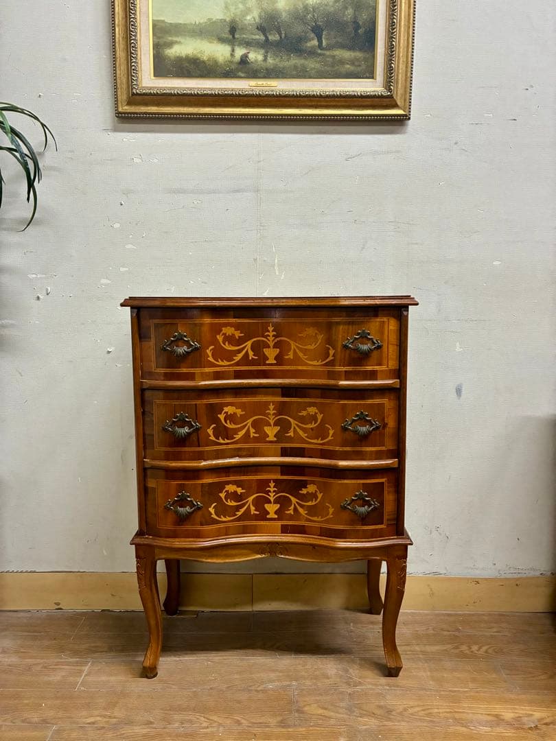 管452☆イタリア製☆アンティーク☆象嵌細工☆猫脚☆3段チェスト