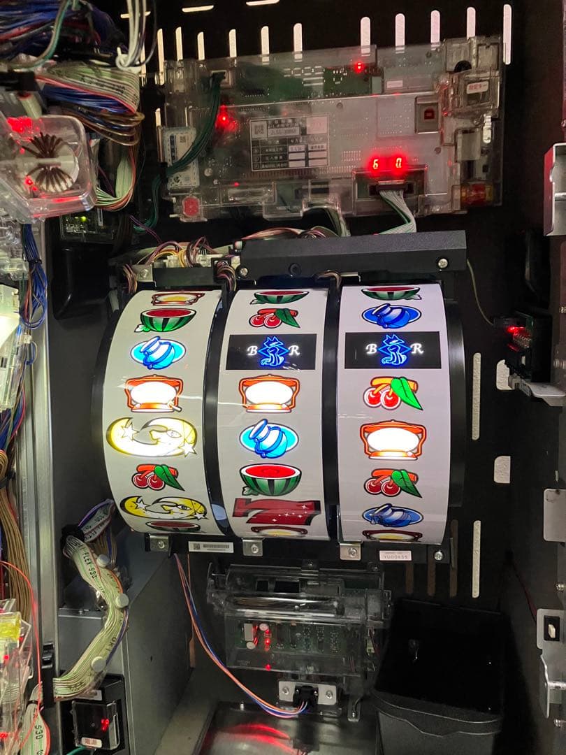 ケ*ウ様 パチスロ　ナイツ（6.5号機）