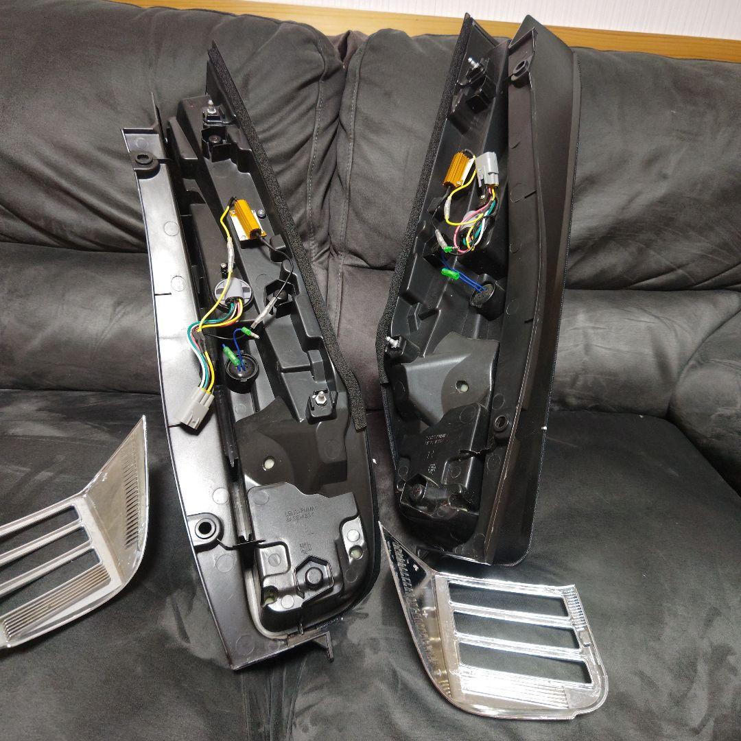 ダズフェローズ LEDテールランプ　限定カラー