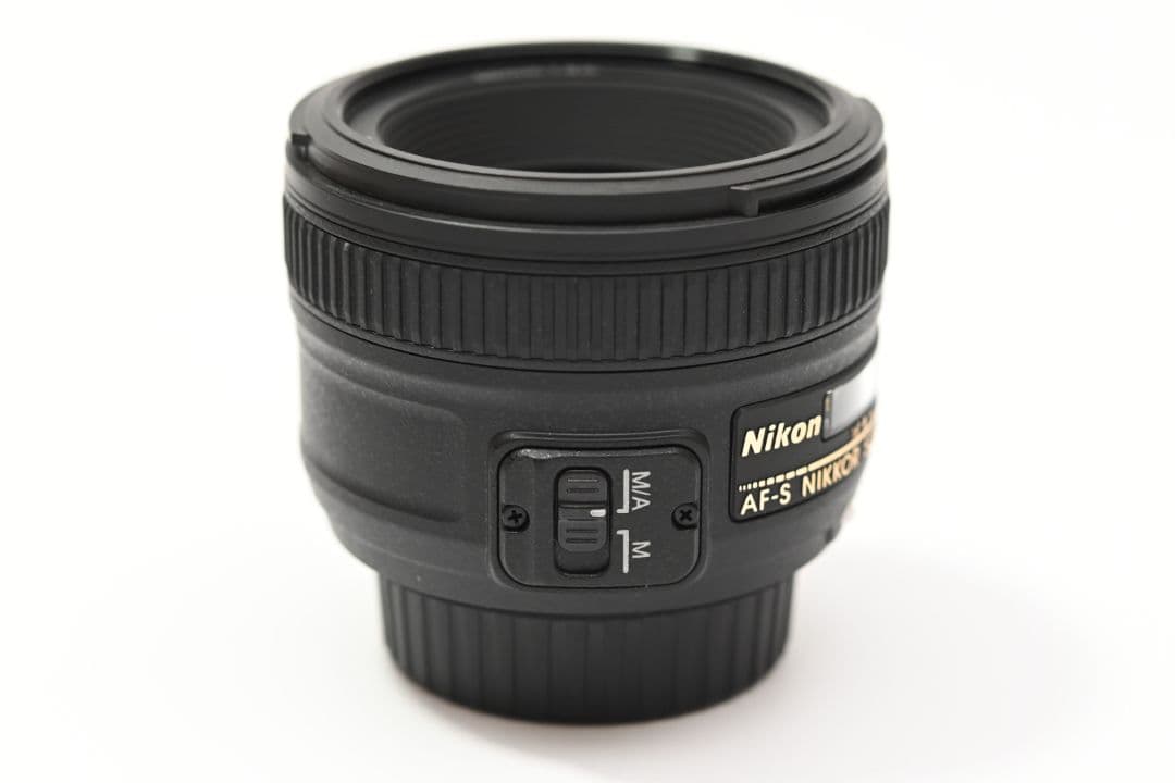 S級美品 新品級 レンズ AF-S NIKKOR 50mm f/1.8G ①