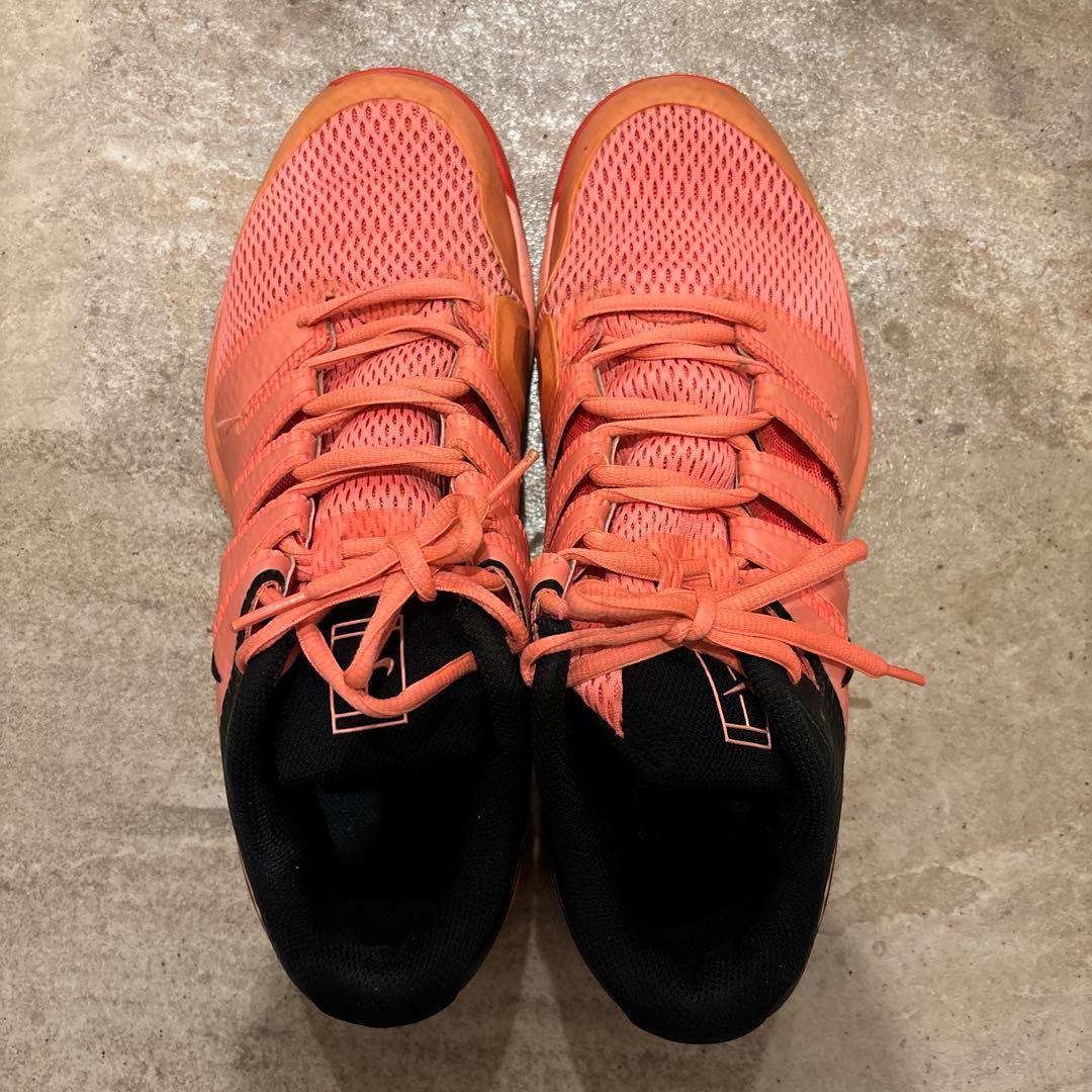 フェデラーモデル ナイキ テニスシューズ ズームヴェイパー