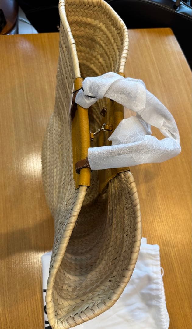 フルラ/FURLA カゴバッグ　リゾート感溢れる大きめサイズのトートバッグ