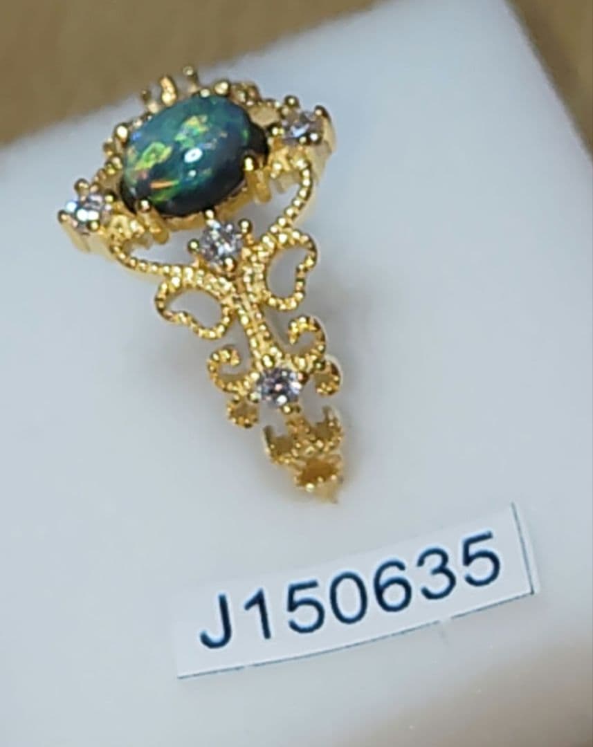 ハイクラス　極ネオンライトニングリッジ産ブラックオパール　0.639ct