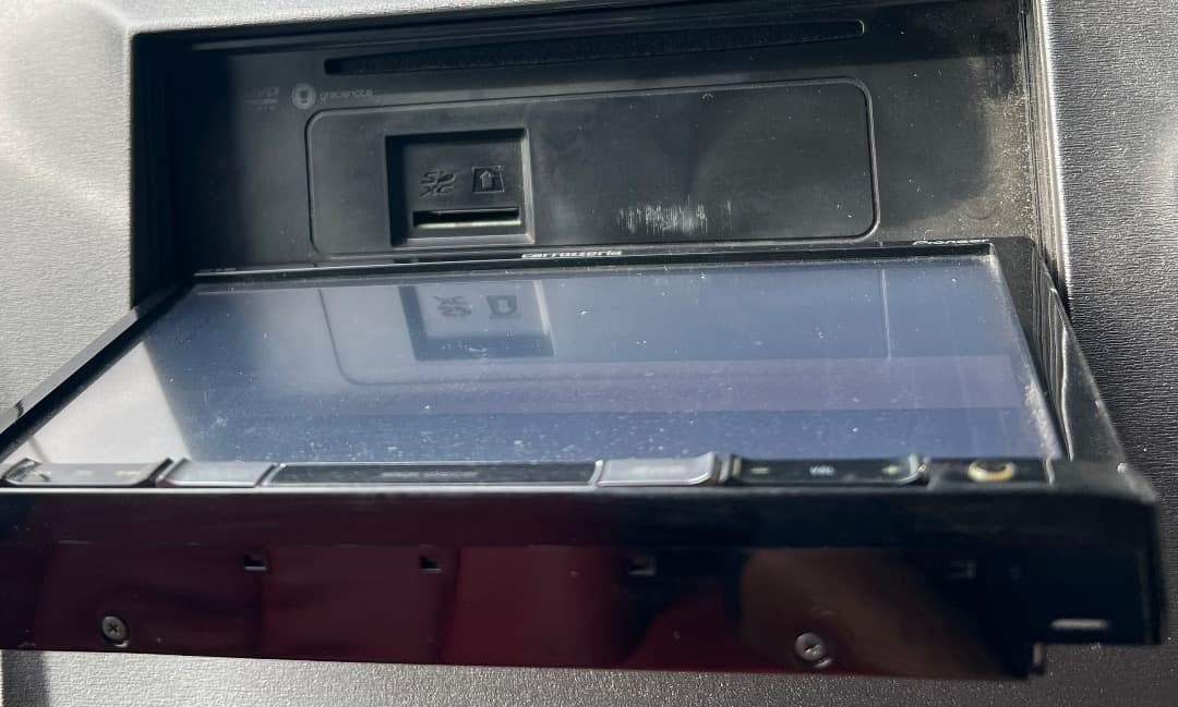 カロッツェリアPioneer AVIC-RL900 カーナビ 2016