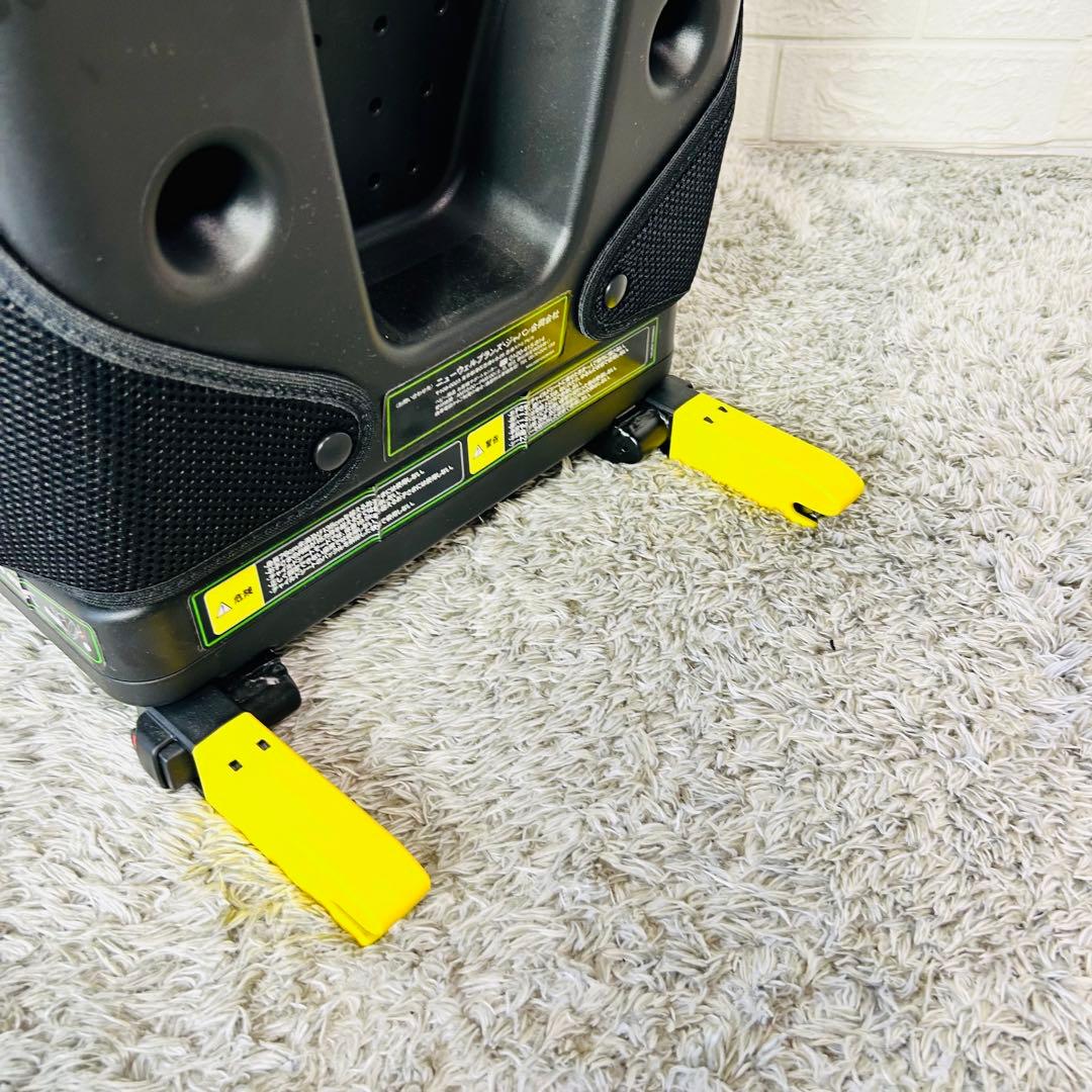 美品 アップリカ フォームフィットISOFIX 360°セーフティー
