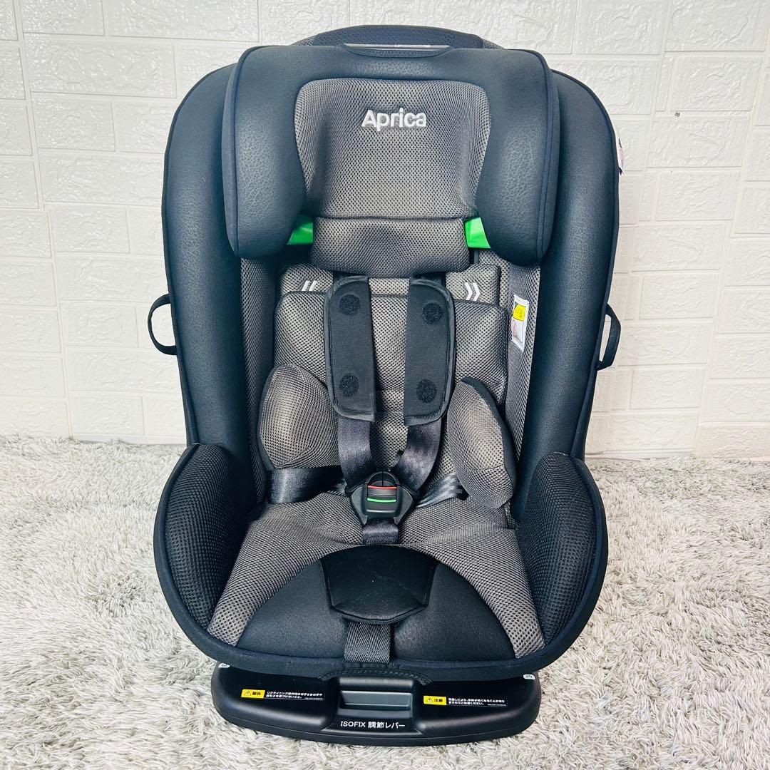 美品 アップリカ フォームフィットISOFIX 360°セーフティー