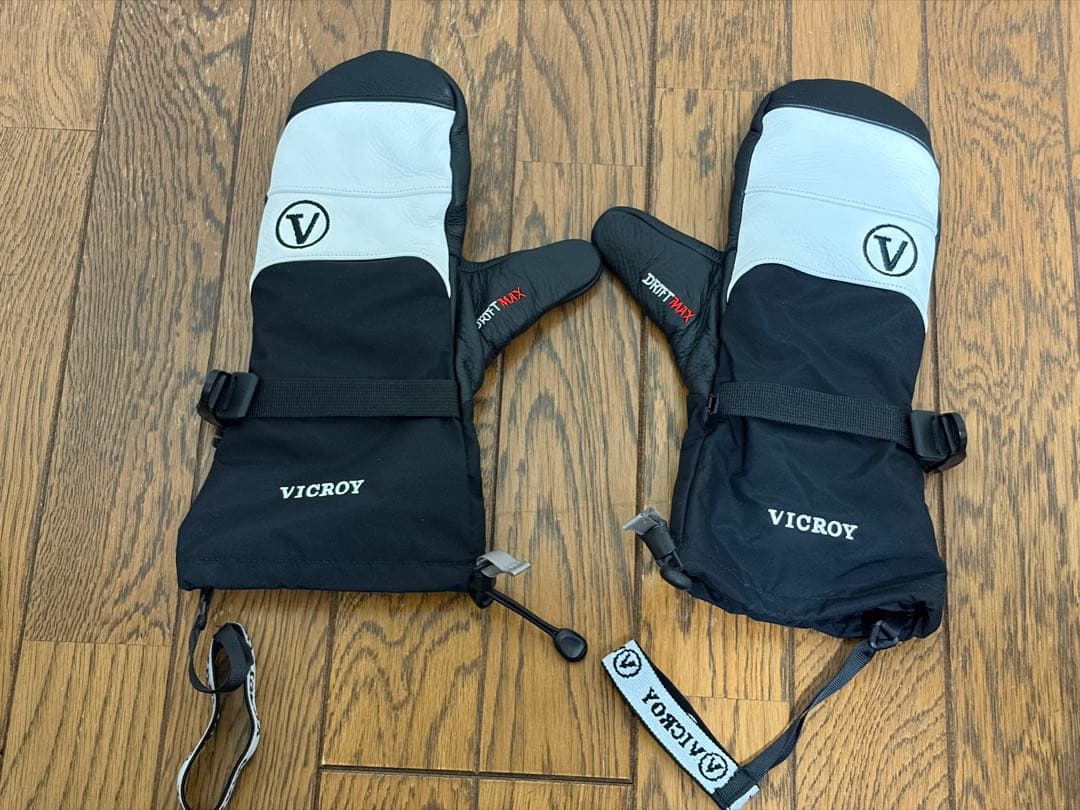 VICROY グローブ original white Mサイズ