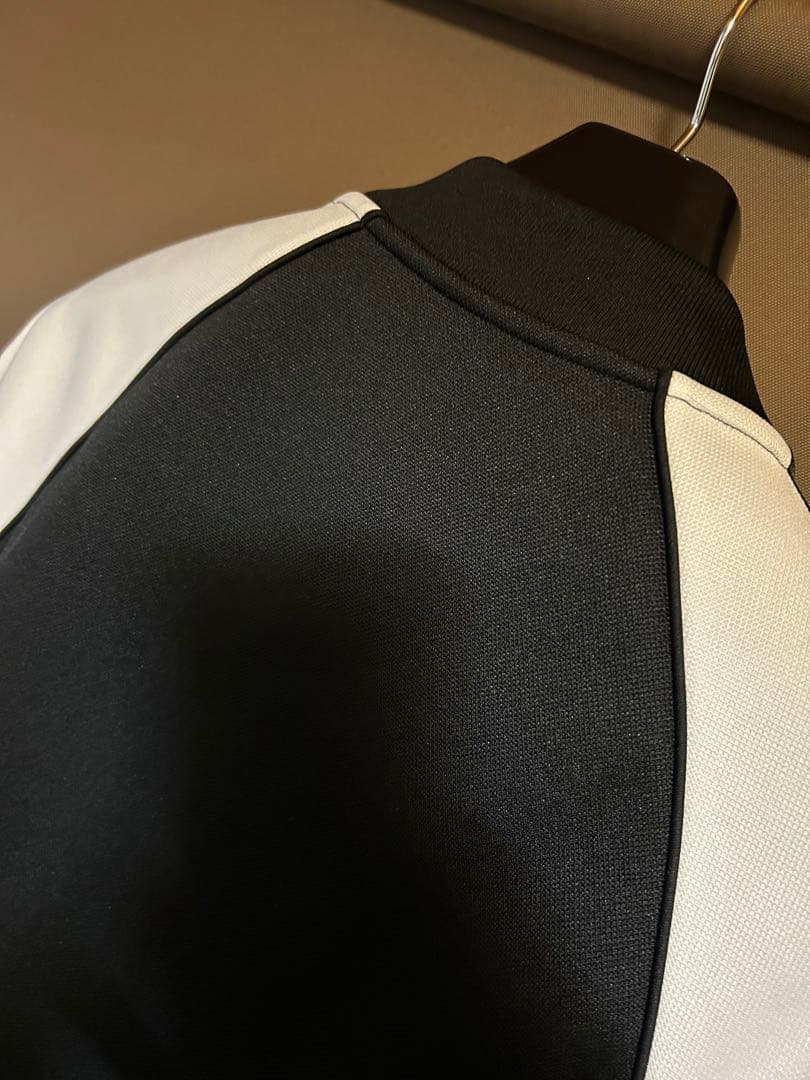 ✨ アディカラー クラシックス オーバーサイズ SST トラックトップ