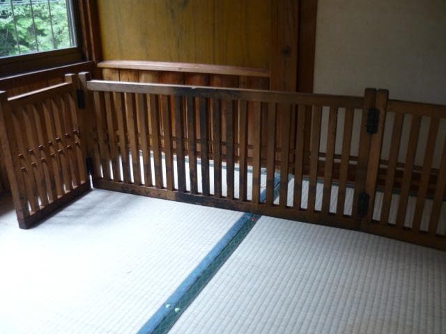 帳場格子　三つ折り　時代もの　木製　商店帳場　仕切り　商店帳場