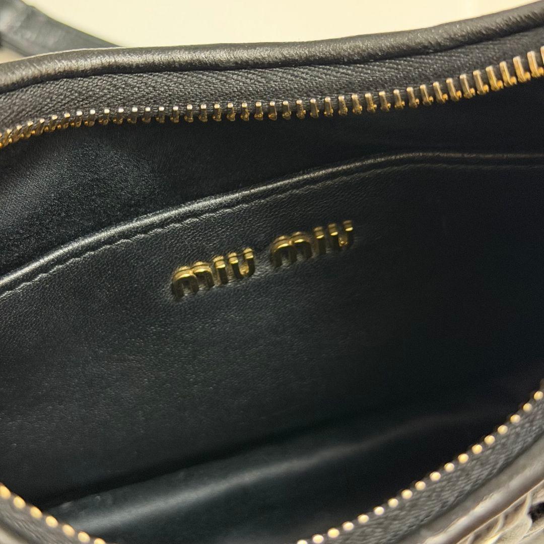 専用MIUMIU ミュウミュウ マテラッセレザー ショルダーバッグ ポシェット