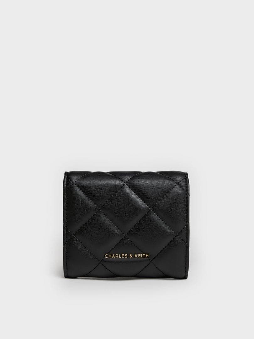 CHARLES & KEITH 三つ折財布 ブラック キルティング
