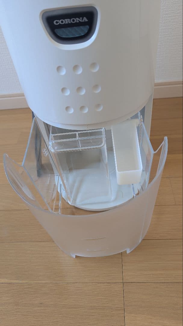 ★未使用品　CORONA 除湿機　CD-P6315-W