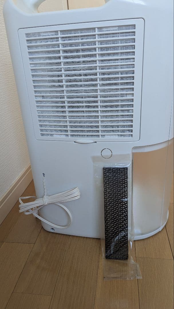 ★未使用品　CORONA 除湿機　CD-P6315-W