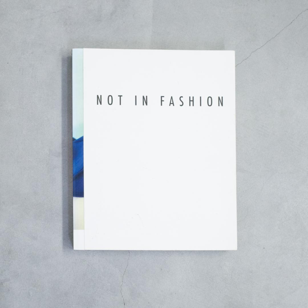 アート・デザイン・音楽 Not in Fashion Photography Fashion 90s