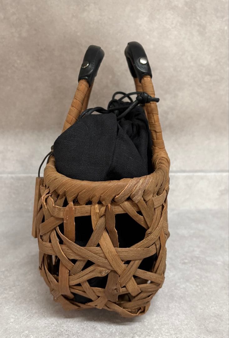 かごや 山葡萄かごバッグ　巾着袋付き