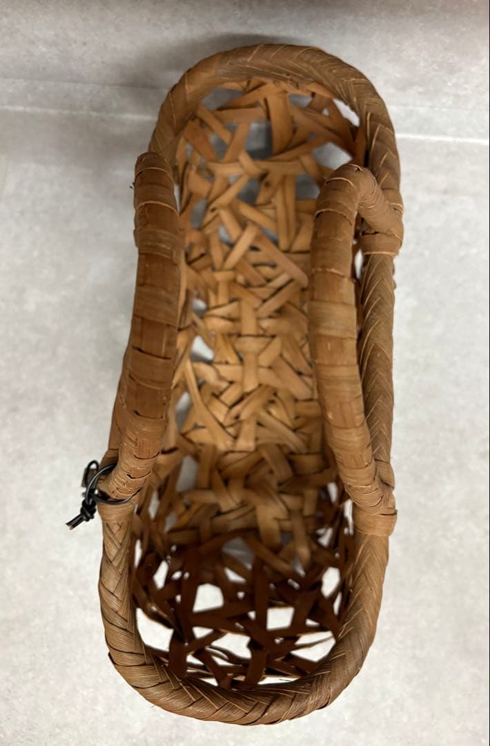 かごや 山葡萄かごバッグ　巾着袋付き