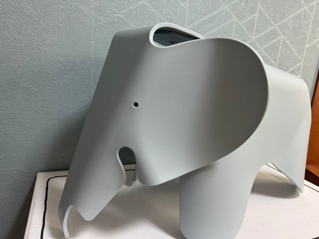 【正規品】ヴィトラ　イームズ エレファント アイスグレー H415mm