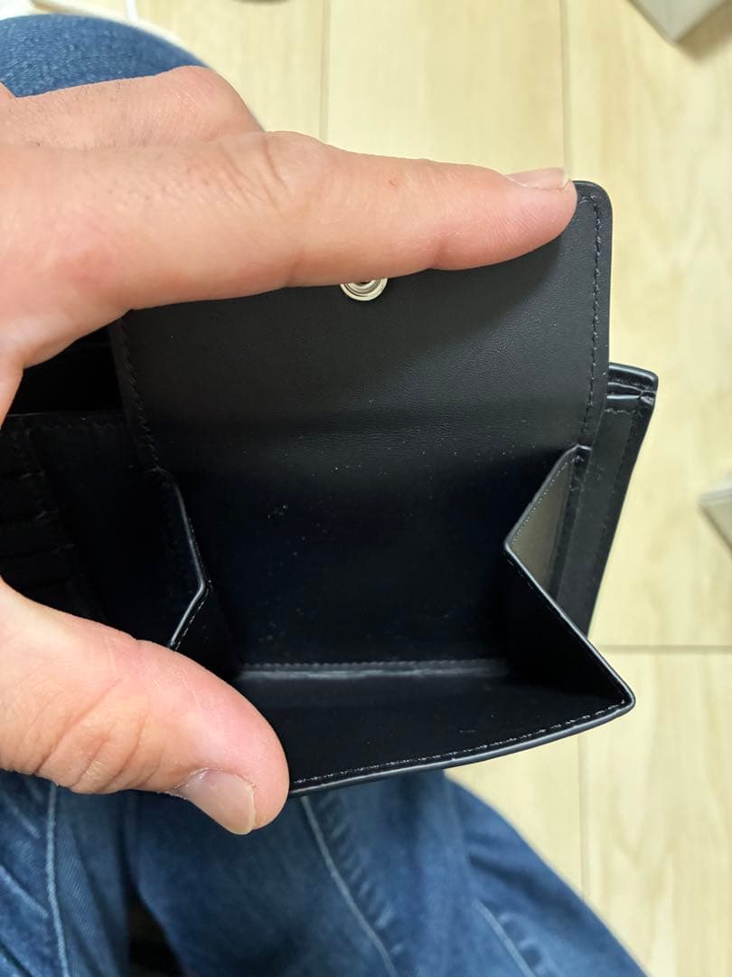 最終値下げLOEWE 二つ折り財布 ブラック