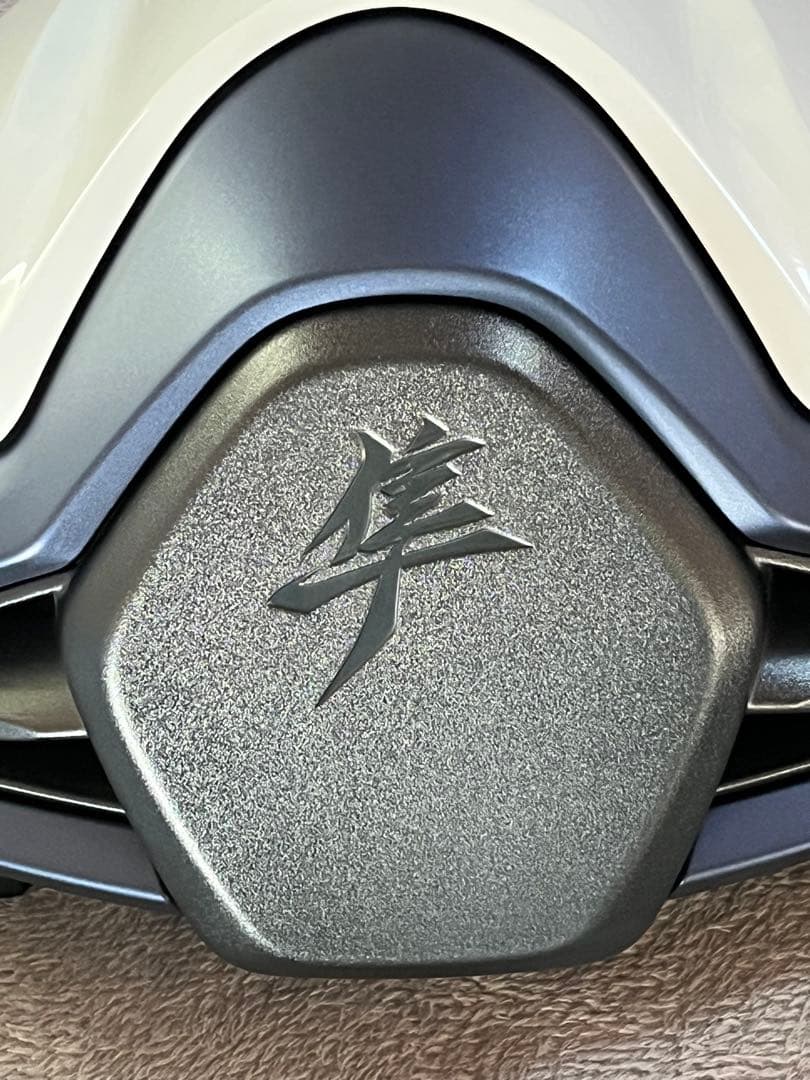 隼 シングルシートカウル 未使用に近い スズキ ハヤブサ hayabusa 美品