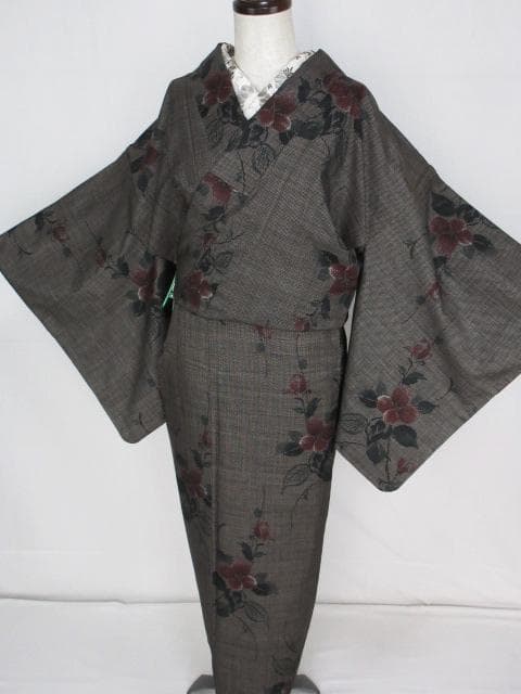 未着用に近い！都喜エ門＊藤絹織物＊７マルキ＊本場大島紬＊着物＊１６７ｃｍ＊裄６６