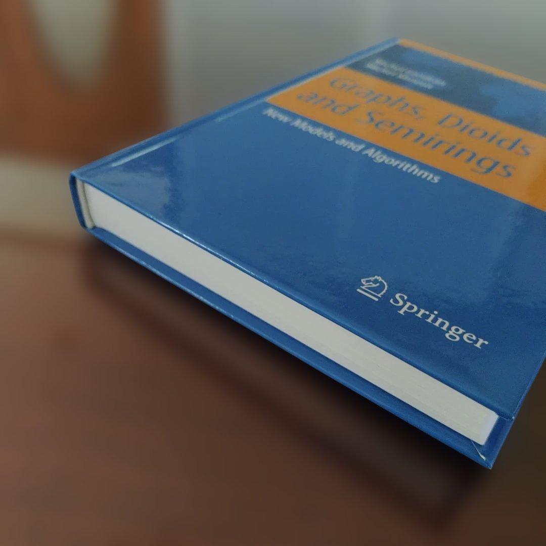 洋書 Graphs, Dioids and Semirings