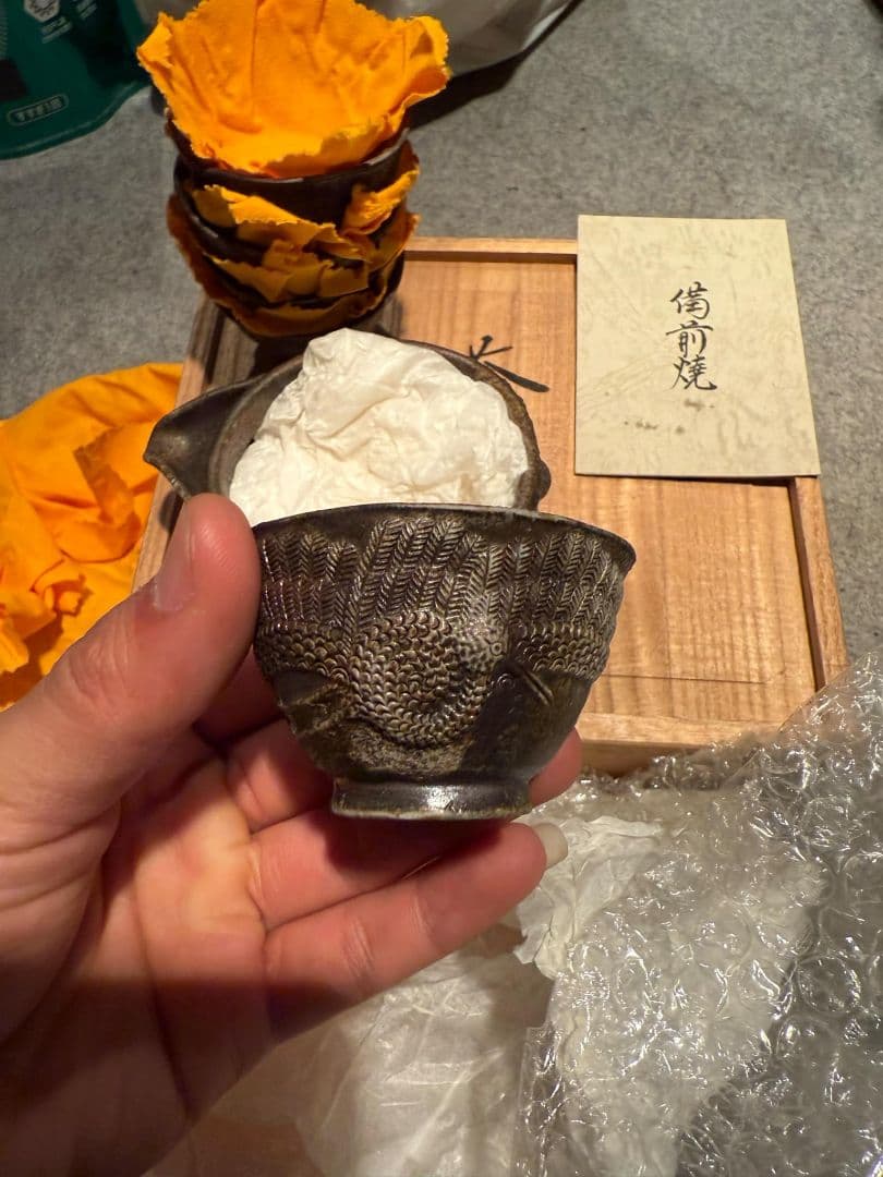 か*る様 (備前手造鶴紋章超細工ぐ茶器)