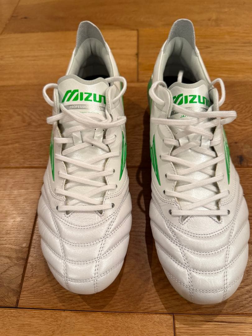 ミズノ　モレリアネオ4Japan 26センチ